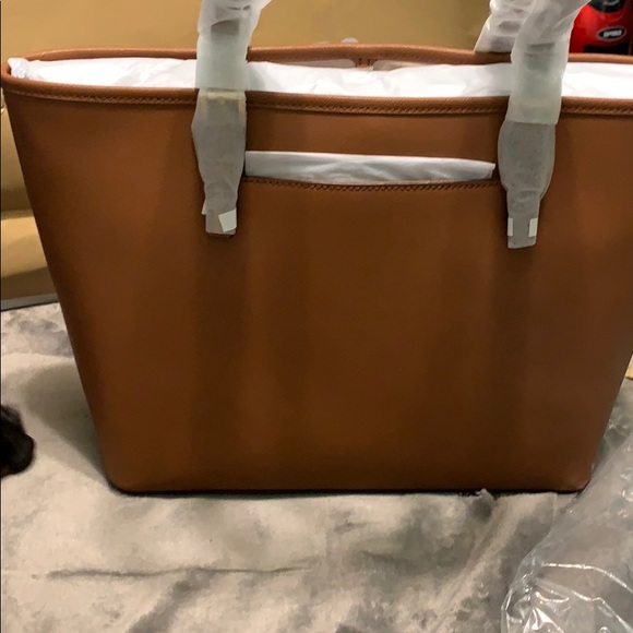 Michael Kors bag - Picture 2 of 3